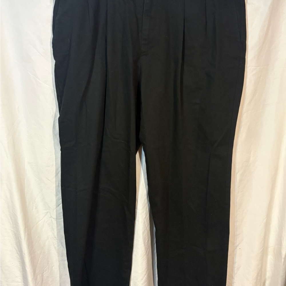 Dockers Men's Classic Black Trousers - Tailored Fit